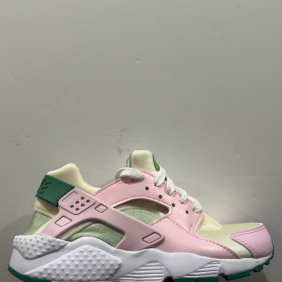 Nike, Girls, Huarache Run SE, DQ0517 600, Pink, Green & White - Picture 10 of 13
